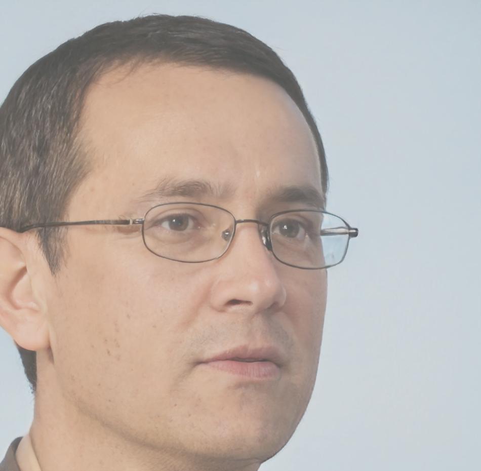 Retrato profesional de Arnau Montserrat